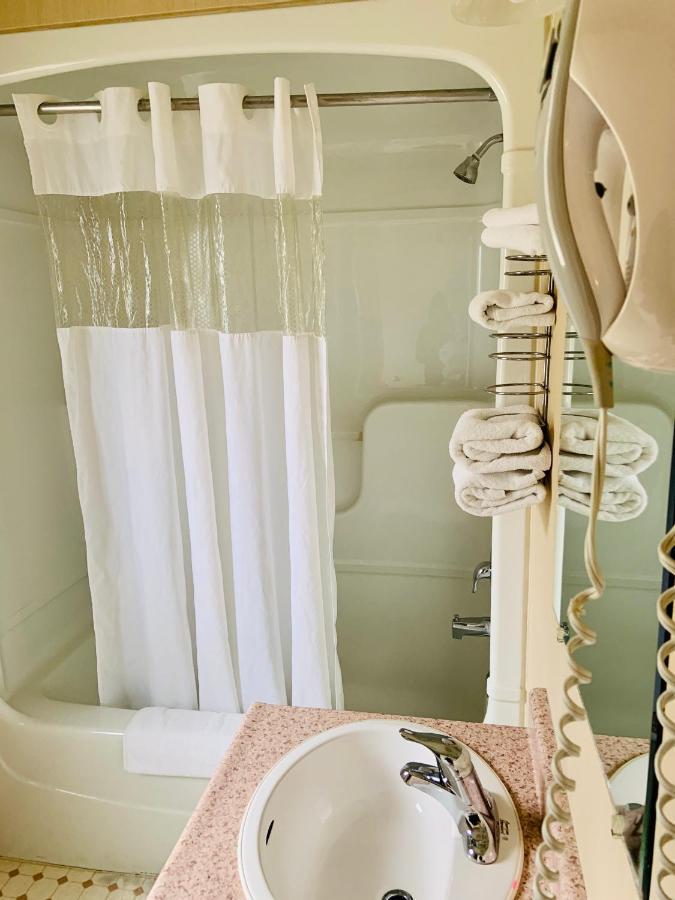 Green Acres Motel Mississauga Ngoại thất bức ảnh
